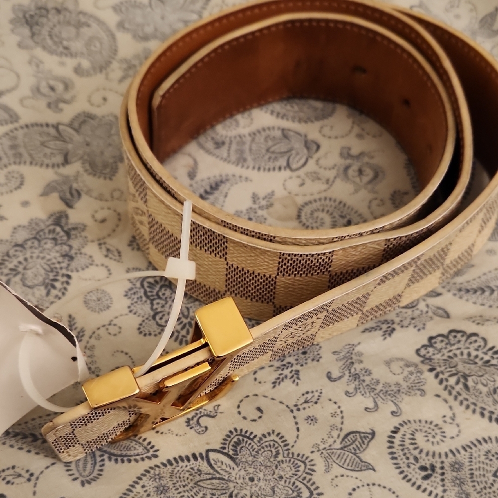 Louis Vuitton Beige Checkered Belt with Gold Logo Buckle 100 Original - Picture 2 of 9